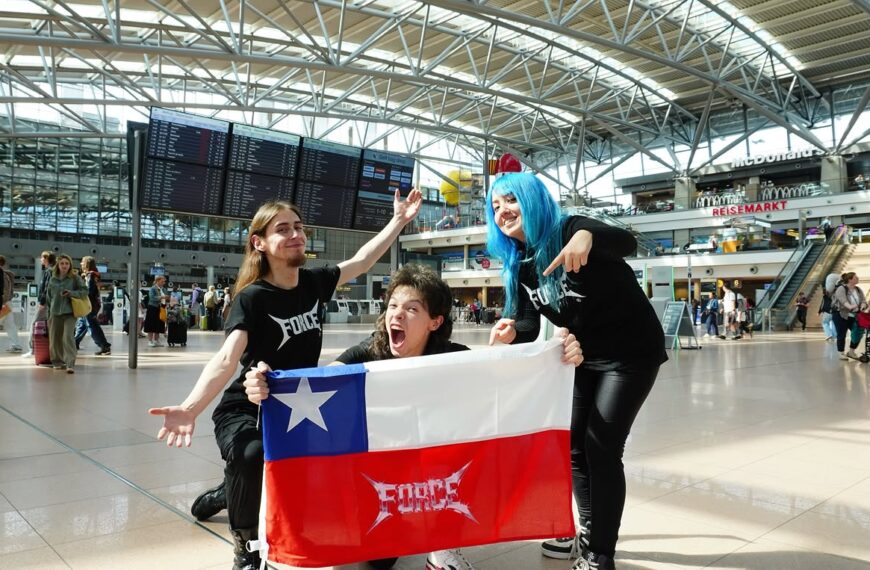 Integrantes de la banda chilena FORCE, representantes de Sudamérica en la final del Wacken Metal Battle 2026.