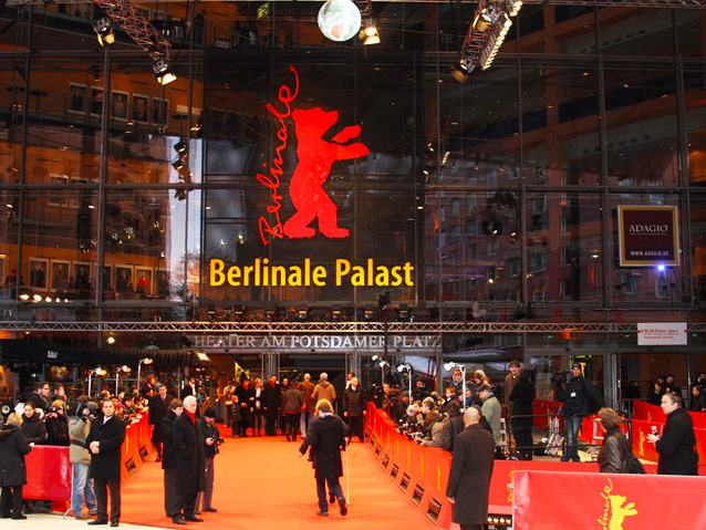 Entrada del Berlinale Palast, sede principal del Festival Internacional de Cine de Berlín.
