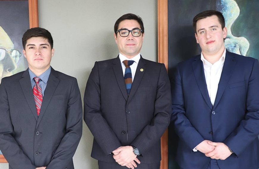 Estudiantes de Ingeniería en Control de&hellip;