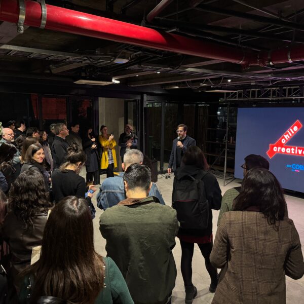 Encuentro de Chilecreativo reúne a representantes de las industrias creativas durante la conmemoración de sus 10 años de trabajo en Chile.