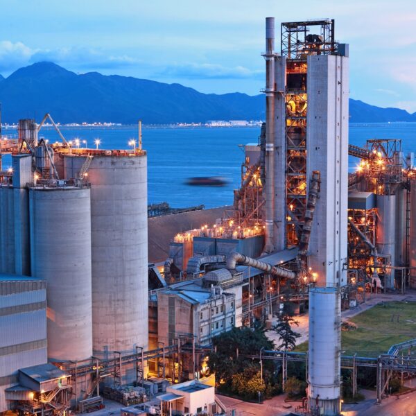 Industria cae 5,1% en julio y anticipa un Imacec bajo presión