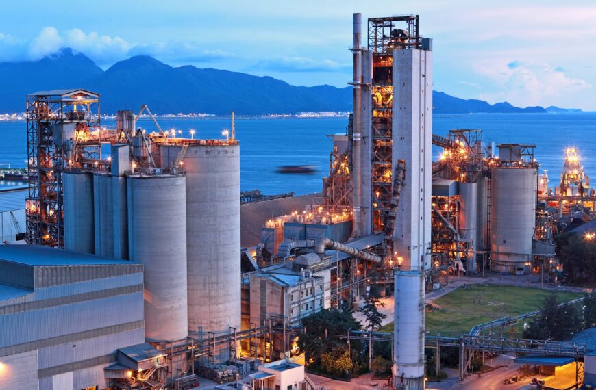 Industria cae 5,1% en julio y…