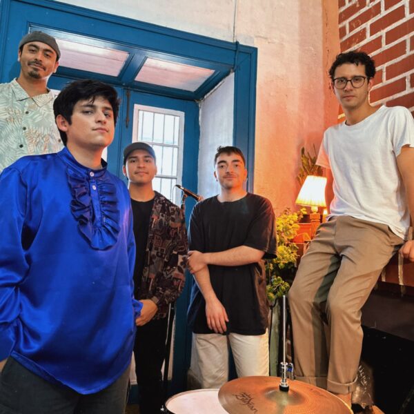 Banda Inexplorados de San Vicente de Tagua Tagua tras ganar el Festival Runkuwe y clasificar a Rockódromo 2026.