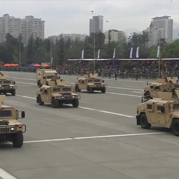 Kast cierra su primera Parada Militar destacando resguardo de fronteras